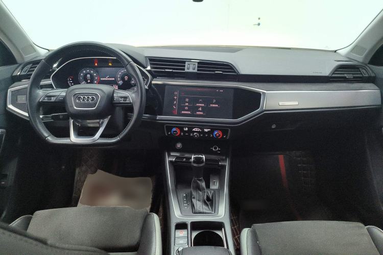 Used Audi Q3 2019 35 TFSI Fashion Dynamic Model
