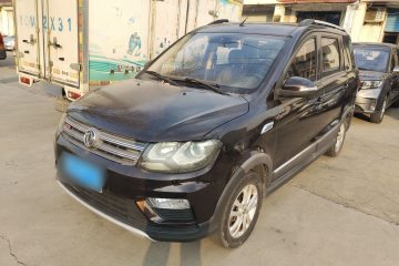 Used Dongfeng Fengon 370 2016 1.5L Manual Luxury Version SFG15-02 7 Seats
