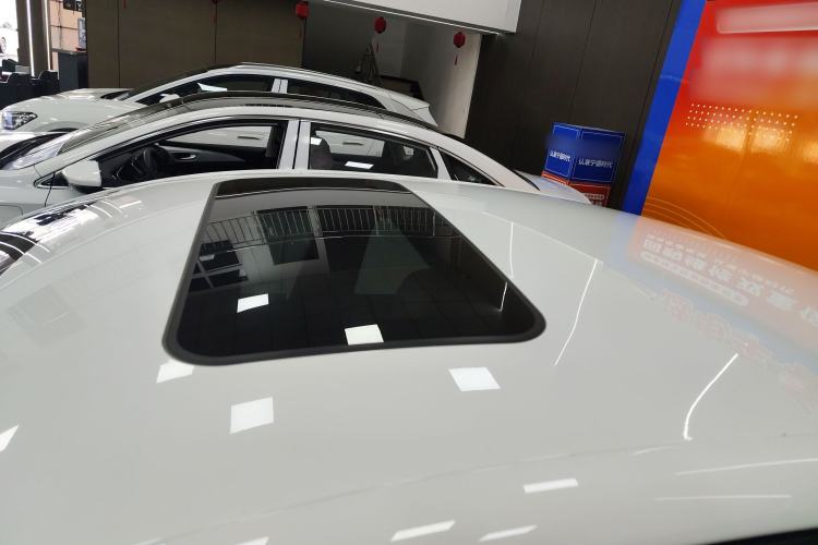 Used Roewe D6 2025 450km Deluxe Edition