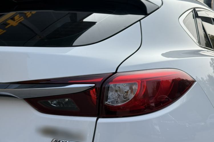 Used Mazda CX-4 2018 2.5L Automatic 4x4 Bluelight Fearless Edition China V Standard
