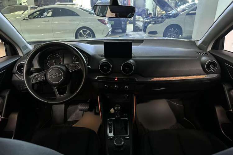 Used Audi Q2L 2018 35 TFSI Launch Exclusive Edition China VI

