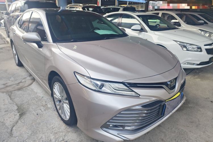 Used Toyota Camry 2018 2.5G Luxury Edition
