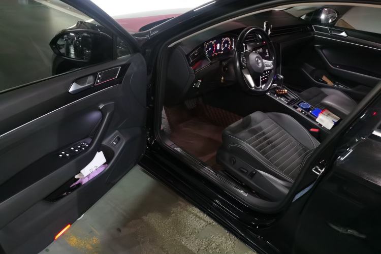 Used Volkswagen Magotan 2020 330TSI DSG Luxury Edition
