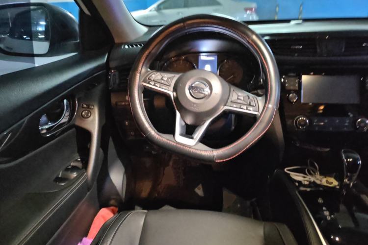 Used Nissan X-Trail 2017 2.0L CVT 7-Seater Comfort Edition 2WD