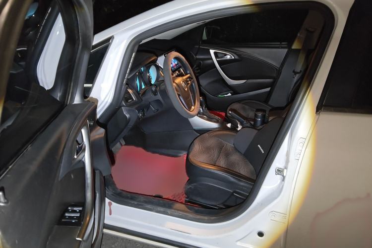 Used Buick GT 2014 XT 1.6L Automatic Fashion Edition