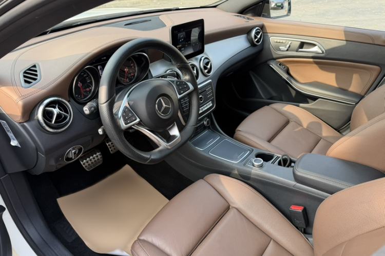 Used Mercedes-Benz CLA 2016 Facelifted CLA 260 4MATIC
