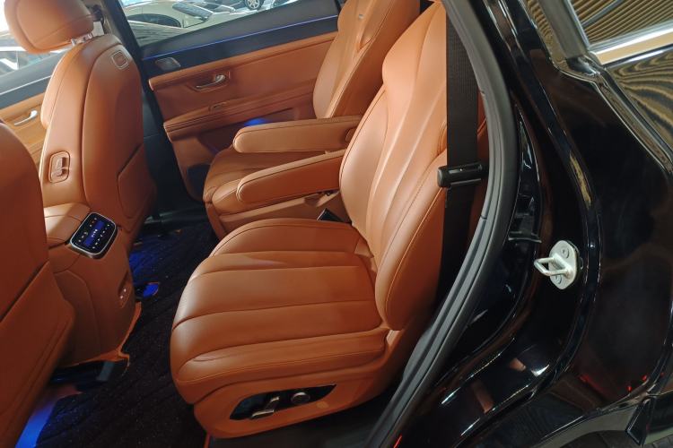 Used Hima AITO M7 2024 1.5T Intelligent Driving Rear-Drive Pro Version 6 Seats
