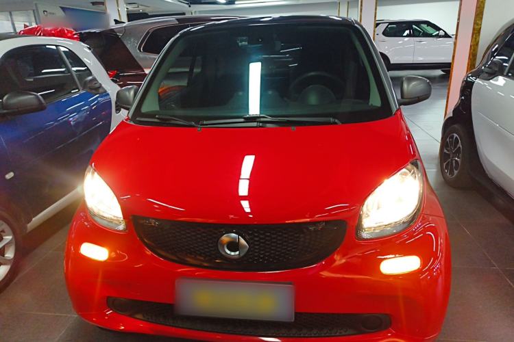 Used smart fortwo 2015 1.0L 52 kW Hardtop Passion Edition
