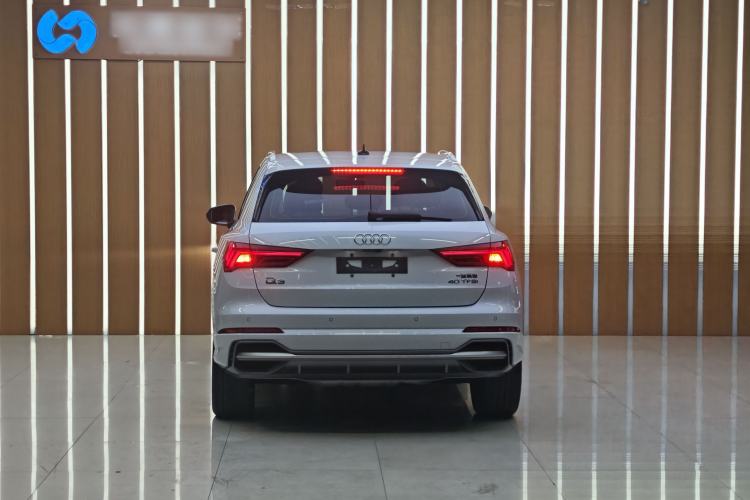 Used Audi Q3 2019 40 TFSI Fashion Dynamic Model
