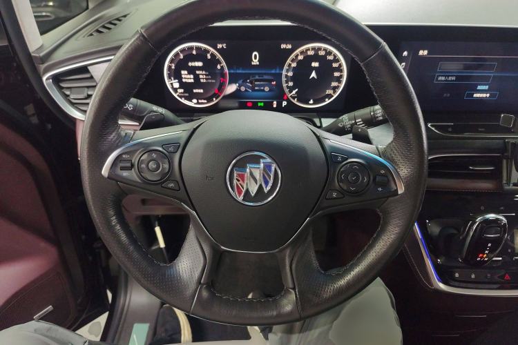 Used Buick GL8 2022 Avenir Aivia 7-Seater Deluxe Edition
