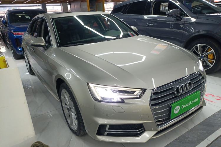 Used Audi A4L 2018 30th Anniversary Edition 40 TFSI Fashion Model