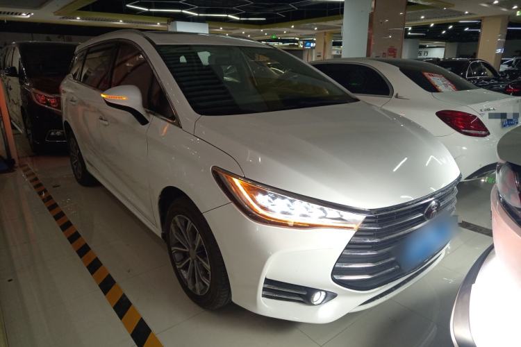 Used BYD Song MAX 2019 1.5T Automatic Smart Connect Ruiyi Sunroof Version 6 Seats China VI Standard
