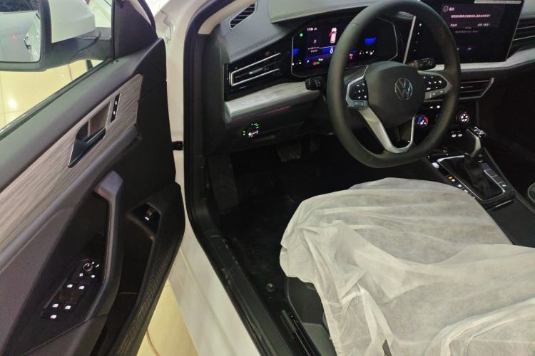 Used Volkswagen Sagitar 2025 Revised Version Three 300TSI DSG Excellence Edition
