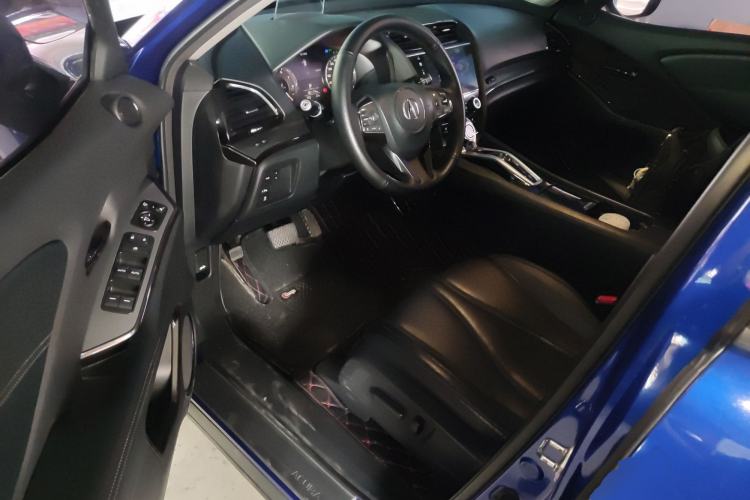 Used Acura CDX 2016 1.5T Two-Wheel Drive Deluxe Edition
