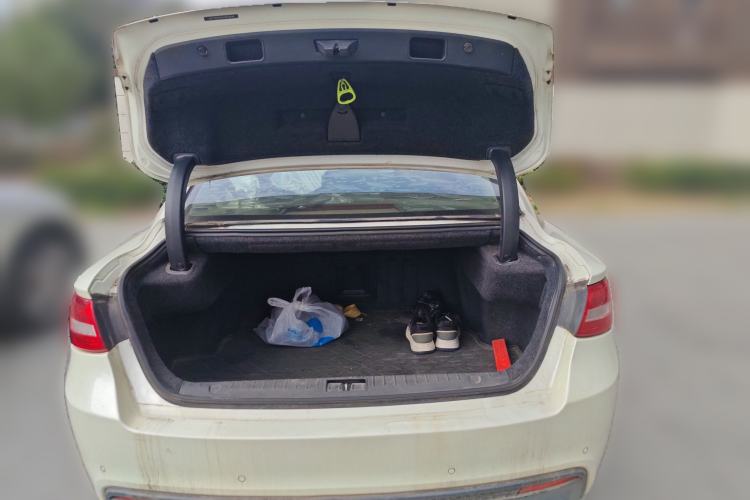 Used Geely Auto Emgrand GT 2015 2.4L Comfort Model
