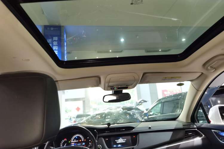 Used Cadillac XT5 2016 25T Luxury Model
