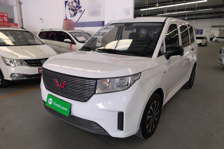 Used Wuling Hongguang PLUS 2020 1.5L Manual Standard Edition 5 Seats
