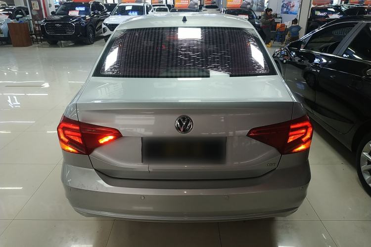 Used Volkswagen Jetta 2017 1.5L Automatic Fashion Model