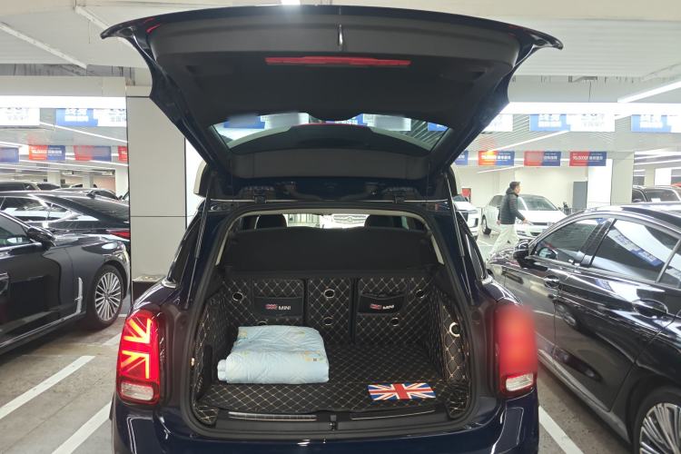 Used  Countryman 2018 1.5T COOPER Artist
