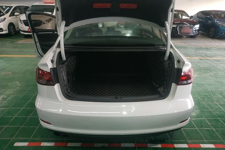 Used Audi A3 2016 Limousine 35 TFSI Ambition Edition
