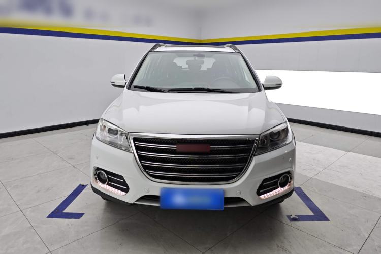 Used Haval H6 2015 Upgraded Model 1.5T Manual Two-Wheel Drive Prestige Version
