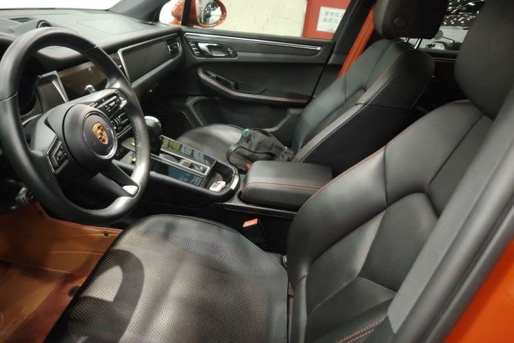 Used Porsche Macan 2024 Macan 2.0T