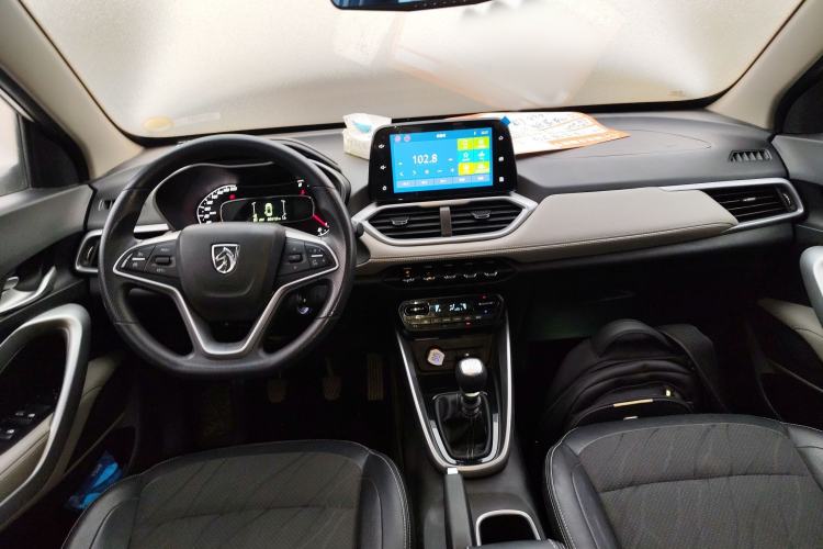 Used Baojun 510 2017 1.5L Manual Fashion Edition
