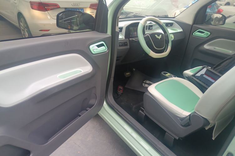 Used Wuling Hongguang MINIEV 2021 Macaron Fashion Model Lithium Iron Phosphate