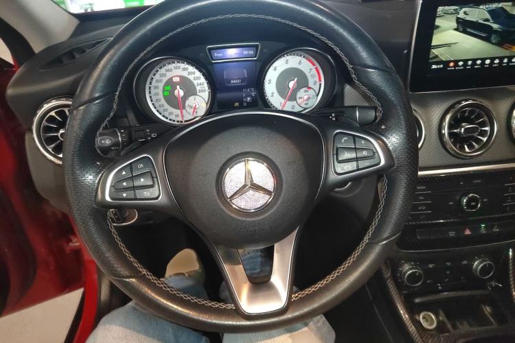 Used Mercedes-Benz GLA 2016 GLA 200 Fashion Model