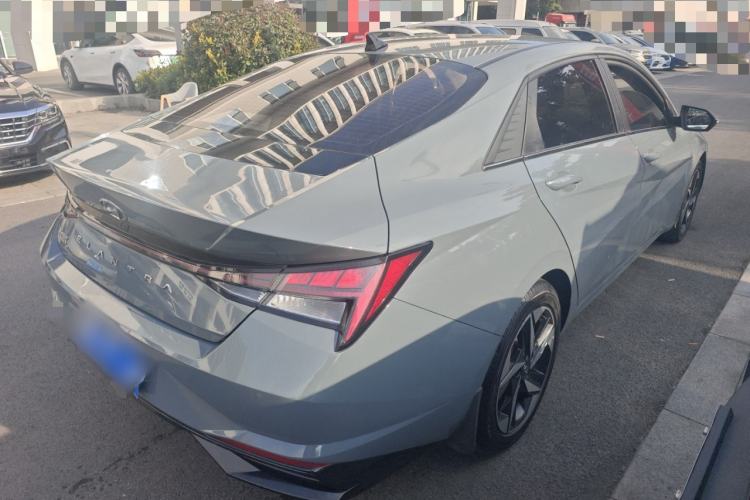 Used Hyundai Elantra 2021 1.5L CVT LUX Prestige Edition
