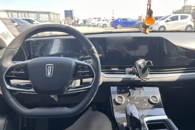 Used Bestune B70 2023 3rd Generation 1.5T Automatic Enjoyment Version 70th Anniversary Edition