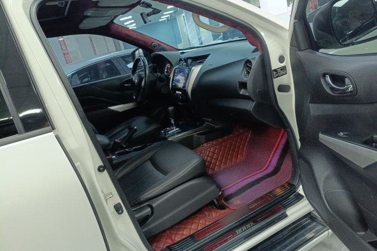 Used Nissan Terra 2020 2.5L XL Upper Automatic Two-Wheel Drive Luxury Edition
