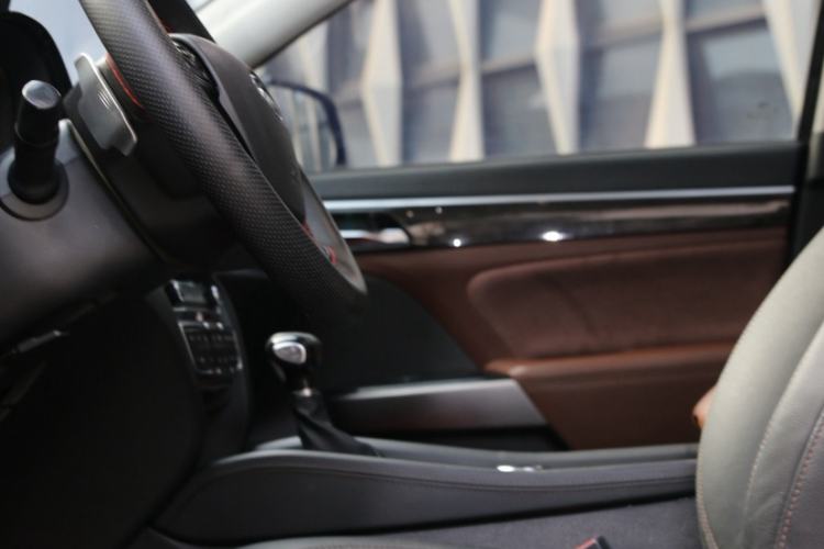 Used GAC Trumpchi GS8 2017 320T Four-Wheel Drive Luxury Smart Connectivity Version (7 Seats)
