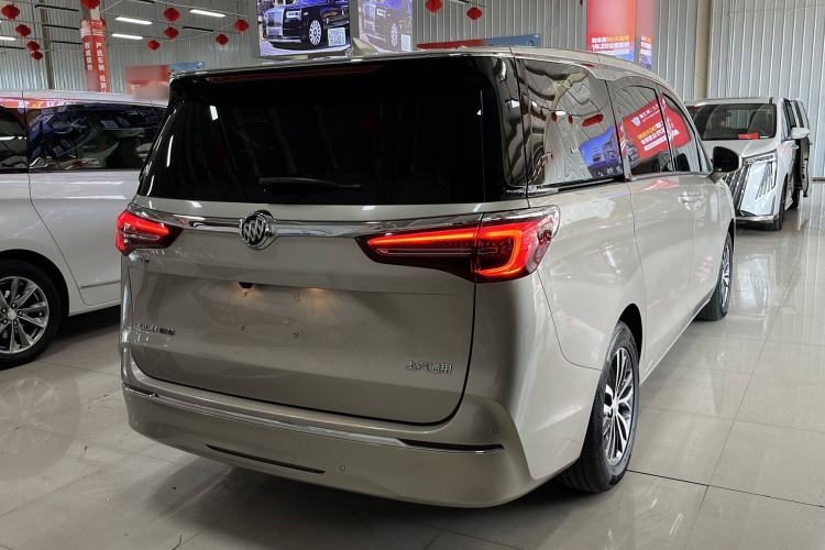 Used Buick GL8 2022 ES Landtrek 653T Comfort Edition
