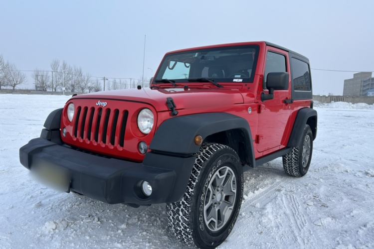 Used  Wrangler 2015 3.6L Rubicon Two-Door Comfort Edition
