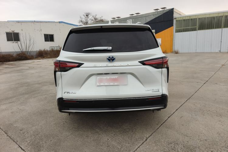 Used Toyota Sienna 2021 2.5L Hybrid Ultimate Edition