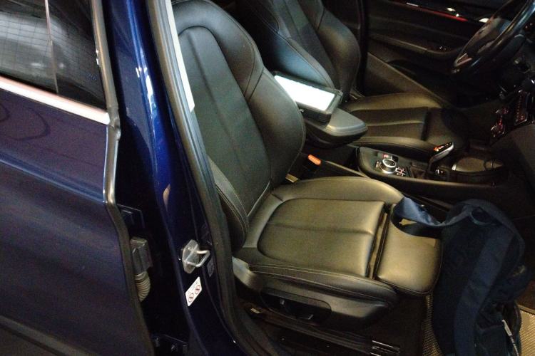 Used BMW X1 2020 sDrive25Li Leading Model
