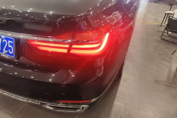 Used BMW 7 Series 2018 730Li Leading Model Excellence Package
