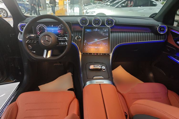 Used Mercedes-Benz GLC 2024 Refreshed GLC 300 L 4MATIC Dynamic Version 5 Seats