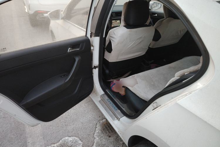 Used Volkswagen Santana 2015 1.6L Automatic Fashion Edition