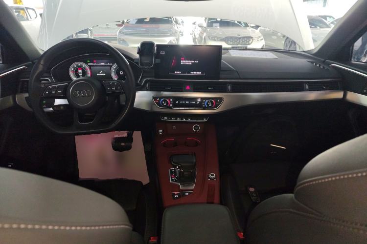 Used Audi A4L 2020 40 TFSI Luxury Dynamic Model