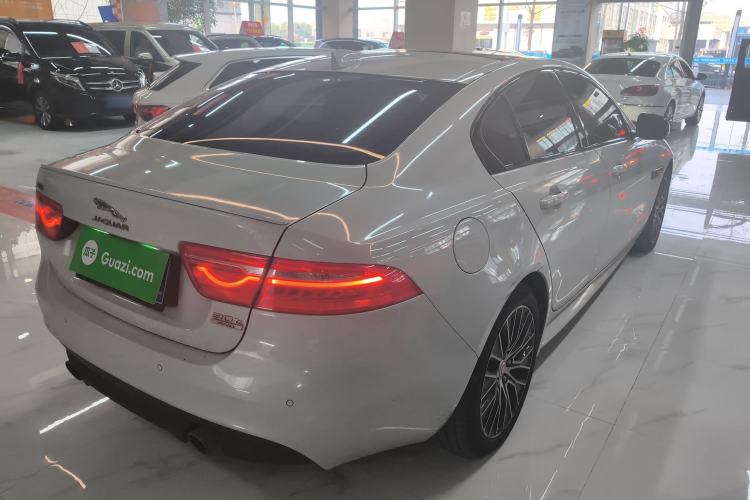 Used Jaguar XE 2018 2.0T 300 PS All-Wheel-Drive R-Sport Sport Edition