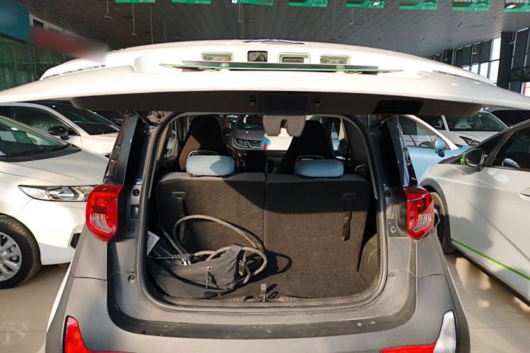 Used Chery Little Ant 2022 Sweet Pink Edition Half-Sugar Version Lithium Iron Phosphate 29.2 kWh 30 kW 301 km
