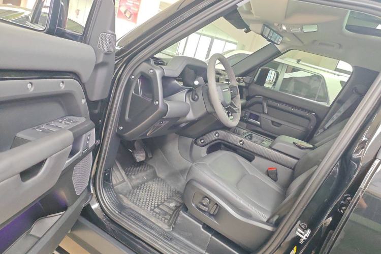 Used Land Rover Defender 2023 110 3.0T P400 Dark Edition
