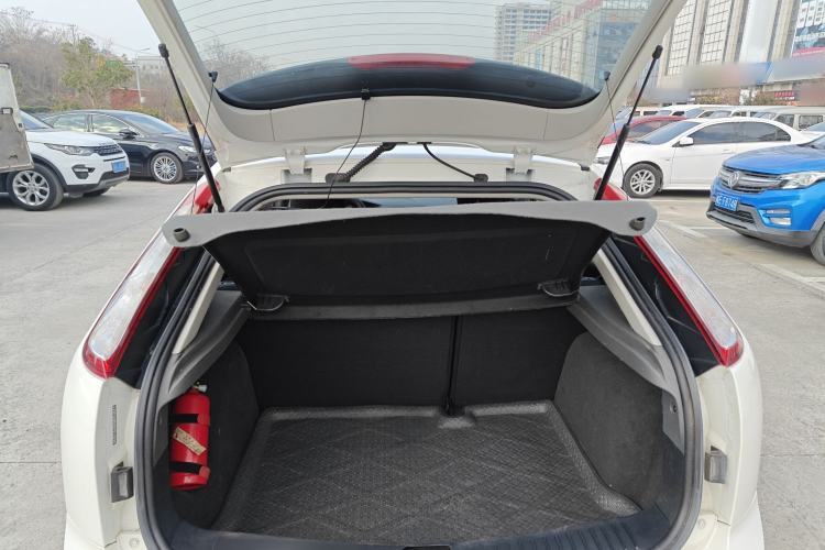 Used Ford Focus 2013 Hatchback Classic 1.8L Manual Base Model
