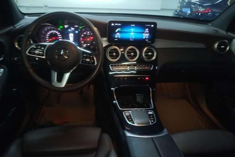 Used Mercedes-Benz GLC 2020 GLC 260 L 4MATIC Dynamic Model

