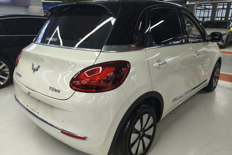 Used Wuling Bingo 2023 333 km Lingxi Connected+ Version
