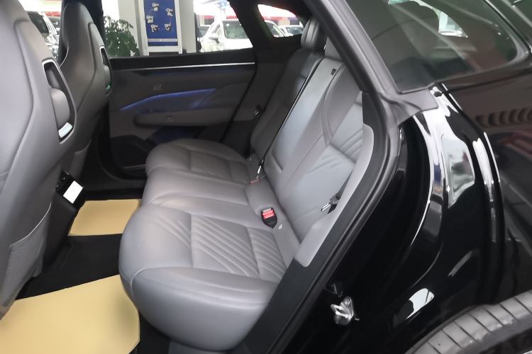 Used Zeekr 001 2025 WE Edition 100 kWh Rear-Wheel Drive