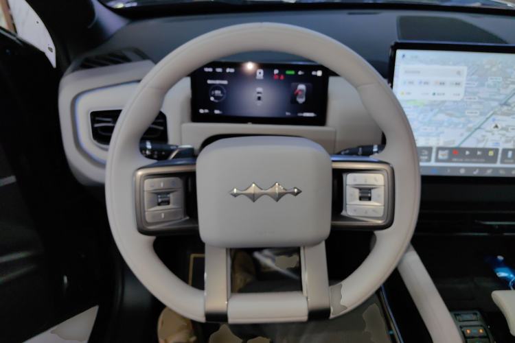 Used  Titanium 3 2025 501 km Range Rear-Wheel Drive Intelligent Driving Max Edition
