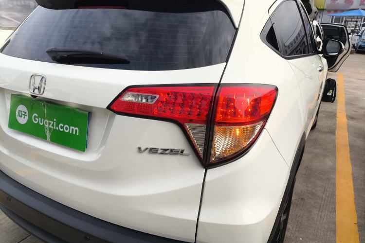 Used Honda Vezel 2020 1.5L CVT Pioneer Edition
